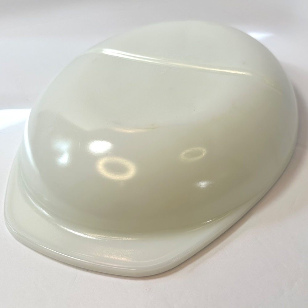Vintage Pyrex Divided Casserole Dish 1.5 QT Milk Glass Oval USA - Picture 5 of 6